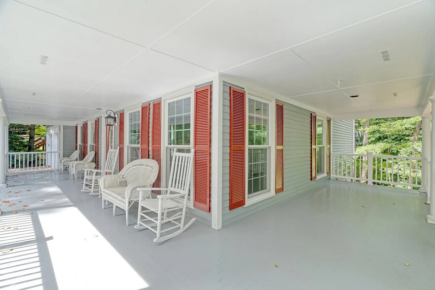 Building Photo - 11896 Fawn Ridge Ln
