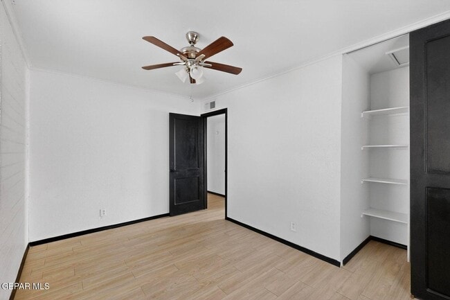 Building Photo - 6203 Trowbridge Dr