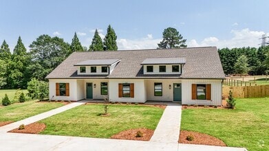 Building Photo - New Build Ready to Rent!