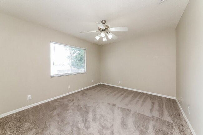 Building Photo - 13123 Fennway Ridge Dr