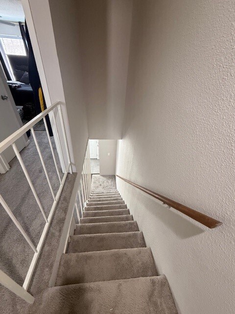 Building Photo - 6111 Beverly Hill St