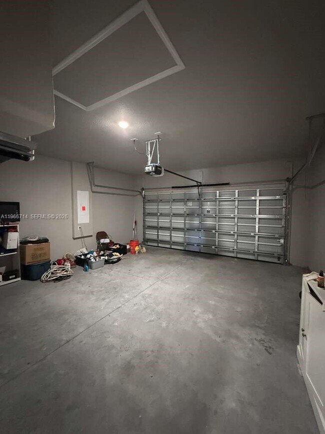 Building Photo - 3125 Kanek Cir