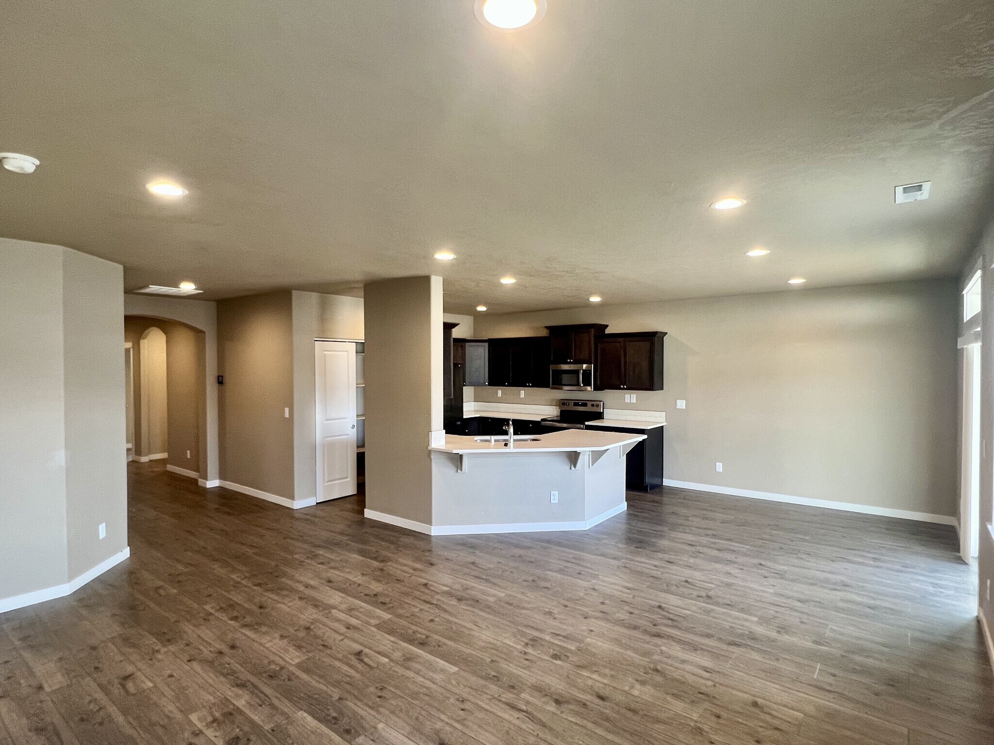 Building Photo - 2395 Chelan St