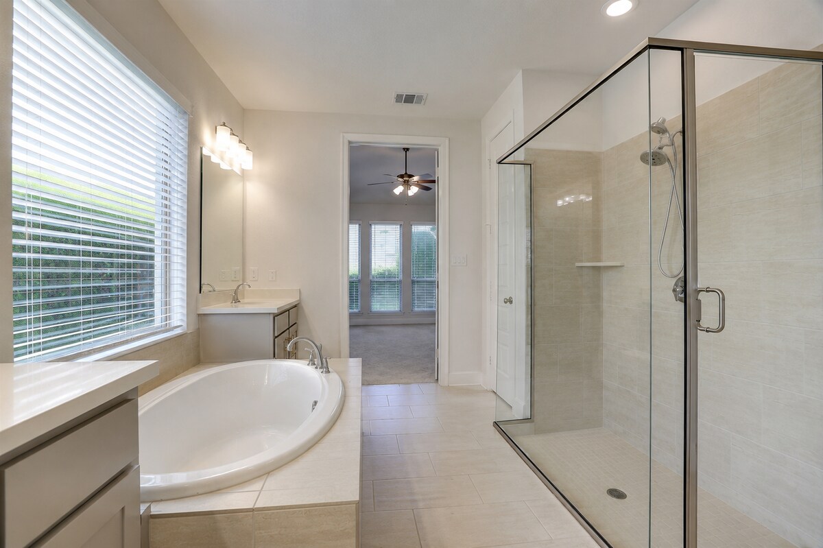 Building Photo - 2327 Partridgeberry Ln