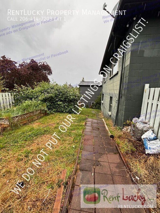 Building Photo - 4729 S Findlay St