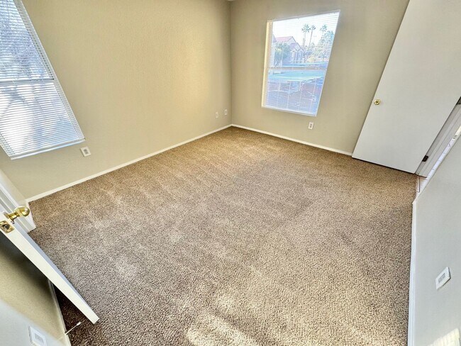 Building Photo - BRIGHT SILVERADO RANCH CONDO WITH BALCONY