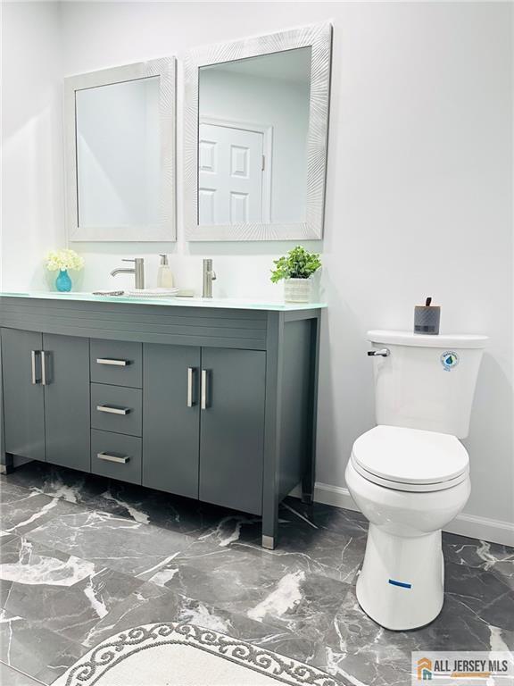 Building Photo - 16 Gerard Pl