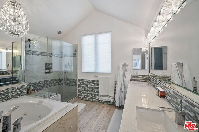 Building Photo - 4371 Troost Ave