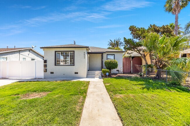 Primary Photo - 4822 Falcon Ave