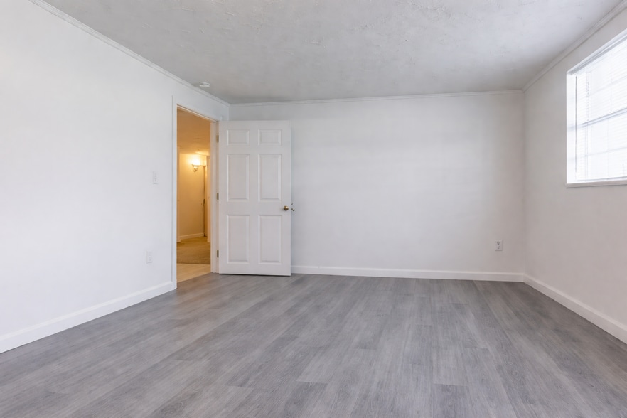 Building Photo - 8808 Allentown Rd