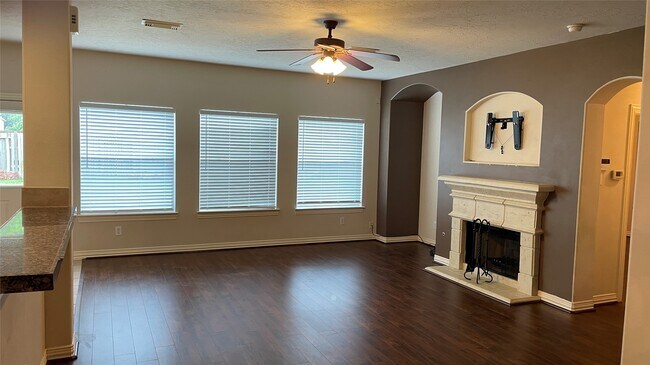 Building Photo - 3518 Ewing Dr