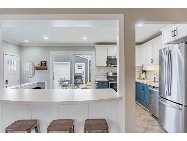 Building Photo - 112514 E Washington Ln