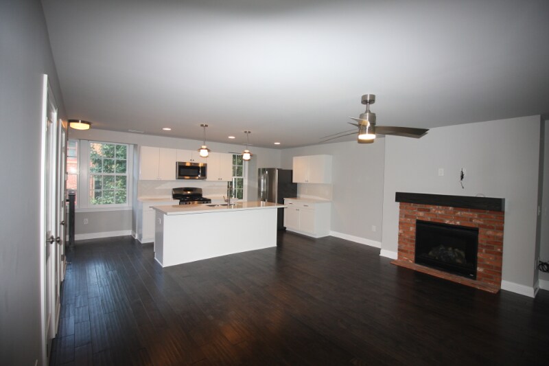 Building Photo - 48 Aston Row Ln