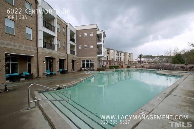 Building Photo - 6022 Kentworth Dr