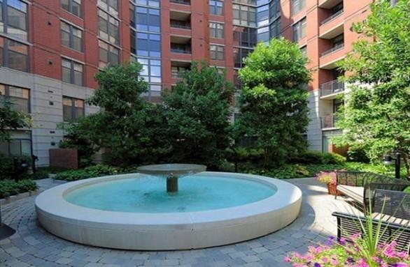 Building Photo - 1021 N Garfield St