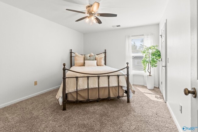 Building Photo - 122 Navaho Trail