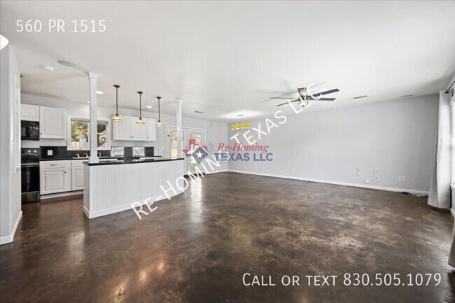 Primary Photo - 560 Private Rd 1515