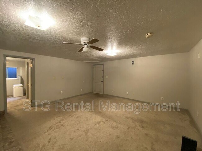 Building Photo - 145 E 500 S
