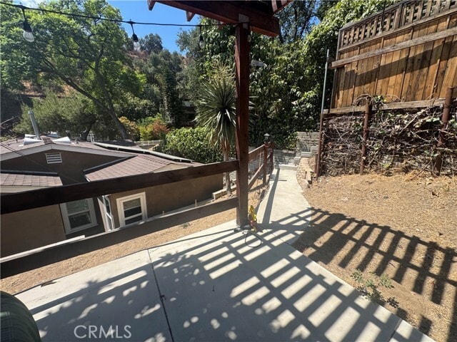 Building Photo - 800 Skyland Dr