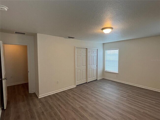 Building Photo - 101 Hagge Dr