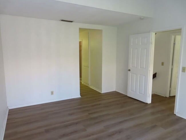 Building Photo - 29324 Vía Frontera