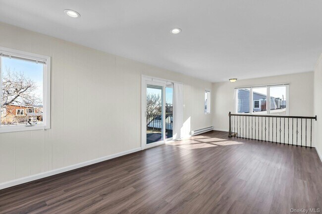 Building Photo - 26 Namkee Ln