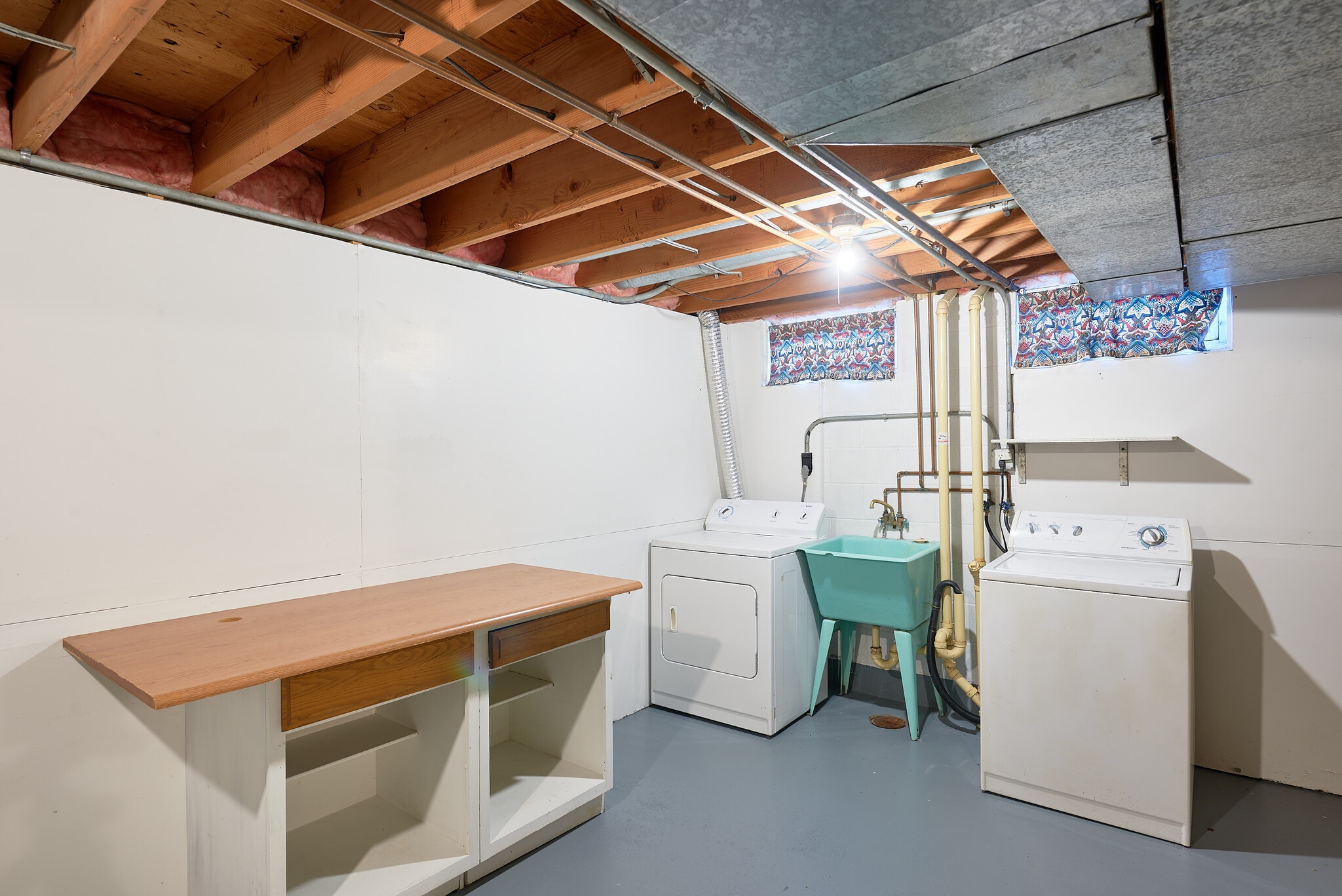 Basement laundry room - 1350 16th Ave S