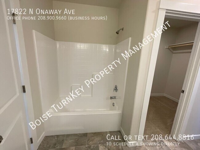 Building Photo - 17822 N Onaway Ave