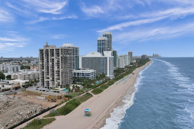 Building Photo - 6767 Collins Ave
