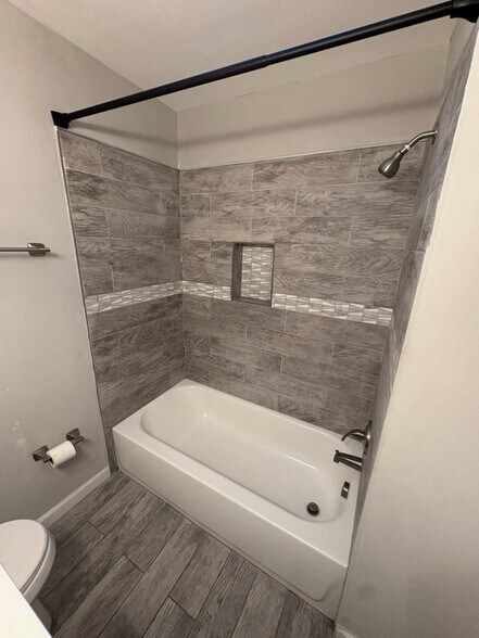 Building Photo - 3611 W Lexington St