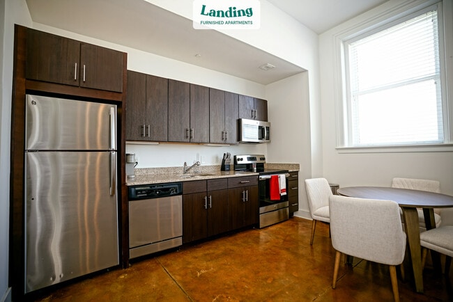 Building Photo - 120 19th St N