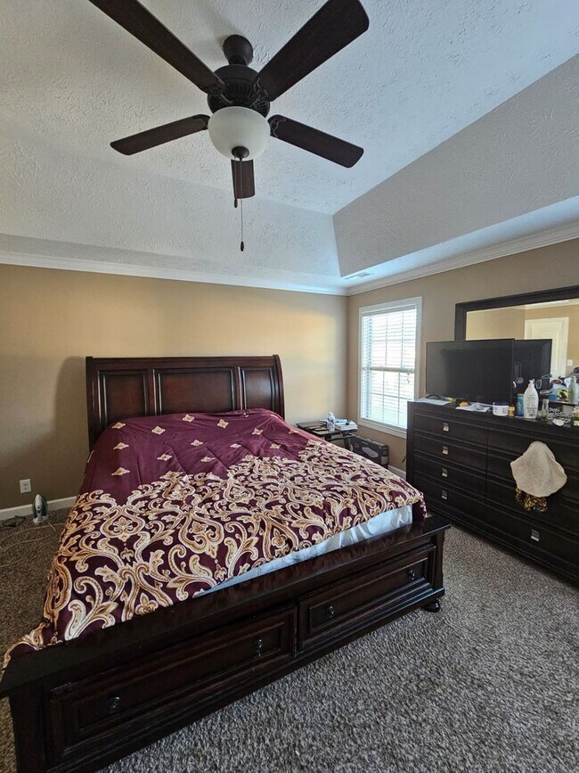 Building Photo - Crosswinds Subdivision! Beautiful 2 Story ...