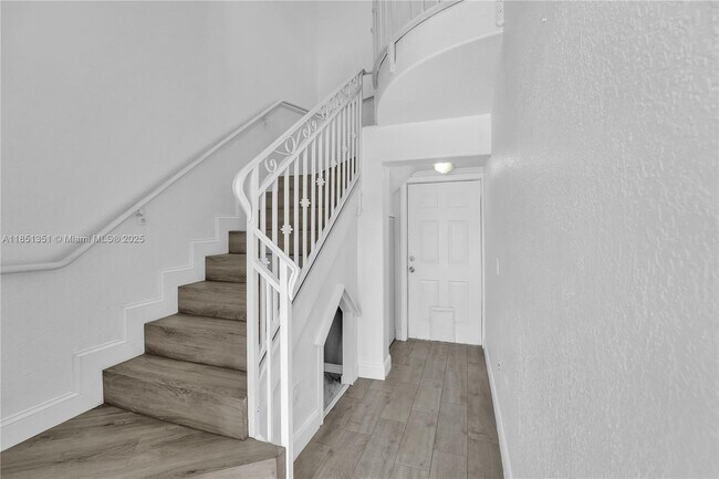 Building Photo - 7210 NW 174th Terrace