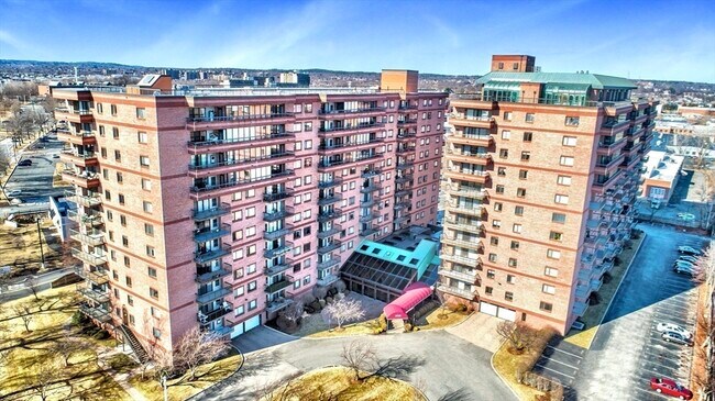 Building Photo - 3920 Mystic Valley Pkwy