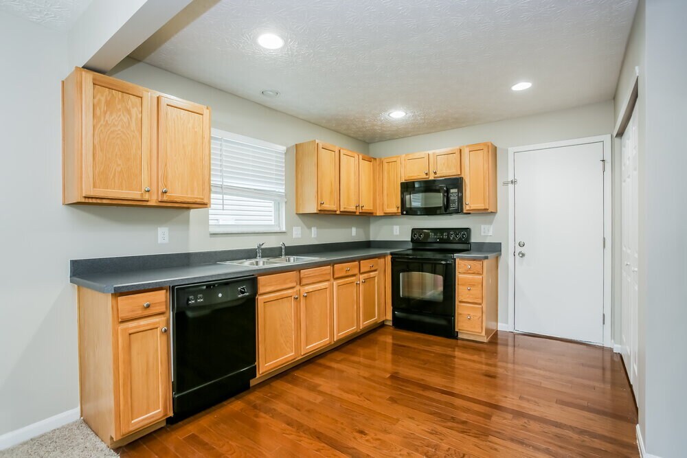 Building Photo - 2166 Balais Ct