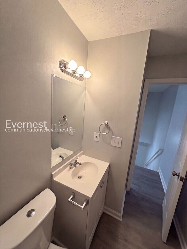 Building Photo - 1236 Claywill Cir