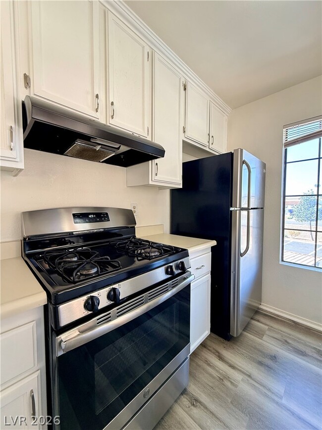 Building Photo - 4831 Nara Vista Way