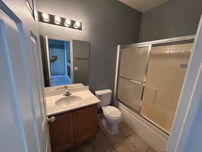 Building Photo - Beautiful Summerlin Home
