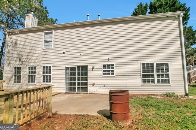 Building Photo - 1001 River Plantation Dr