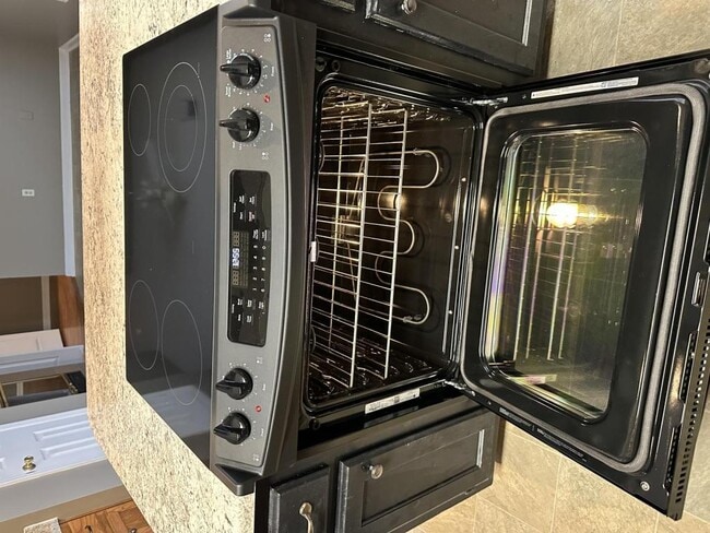 Building Photo - 7287 Grove Park Rd