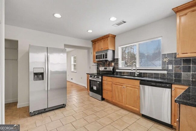 Building Photo - 3036 Peeler Rd