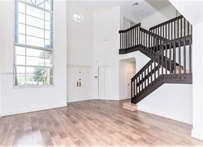 Building Photo - 5 br, 3.5 bath House - 9017 SW 157th Path