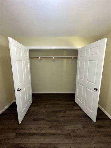 Building Photo - 6620 Moss Ln