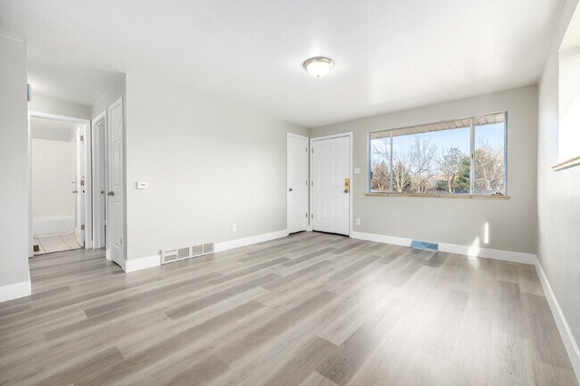 Building Photo - Lovely remodeled 2 Bed 1 Bath in Arvada
