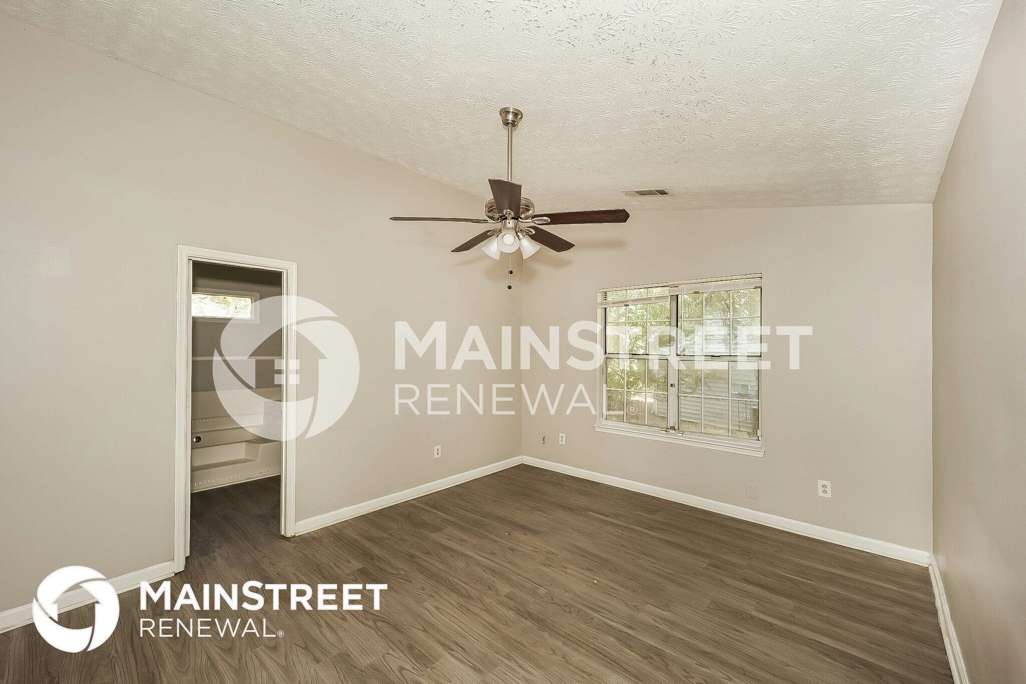 Building Photo - 9206 Fairway Ct