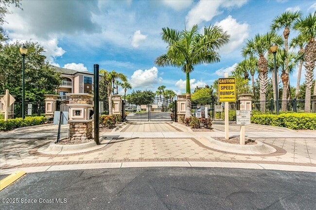 Building Photo - 6411 Borasco Dr