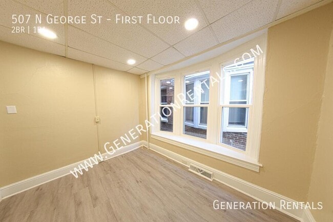 Building Photo - 507 N George St