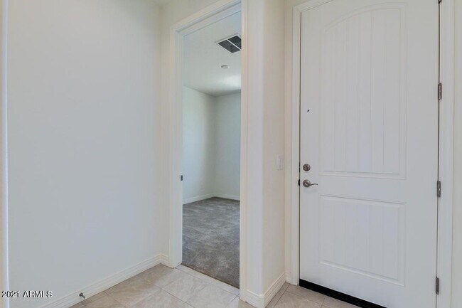 Building Photo - 1674 N Hester Trail