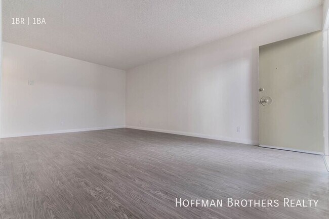 Building Photo - 8123 Langdon Ave