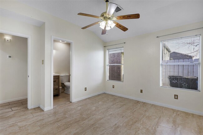 Building Photo - 1117 Willersley Ln